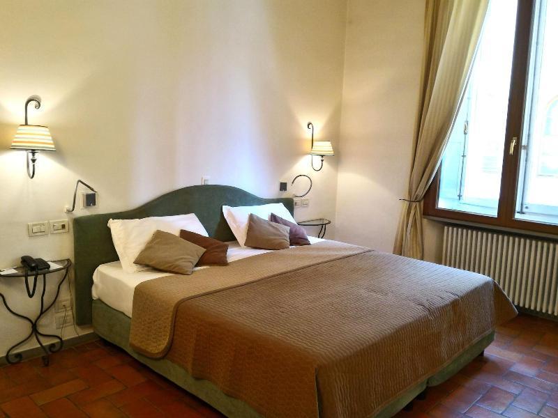 ラ カーサ デル ギベルティ B&B フィレンツェ エクステリア 写真